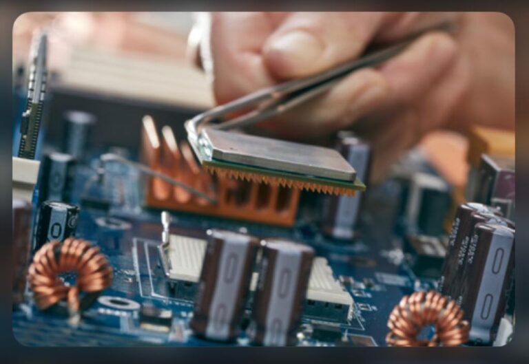 How do Microprocessors and Logic Gates Work in Electrical Engineering? Blog US.NUMERICA.MX